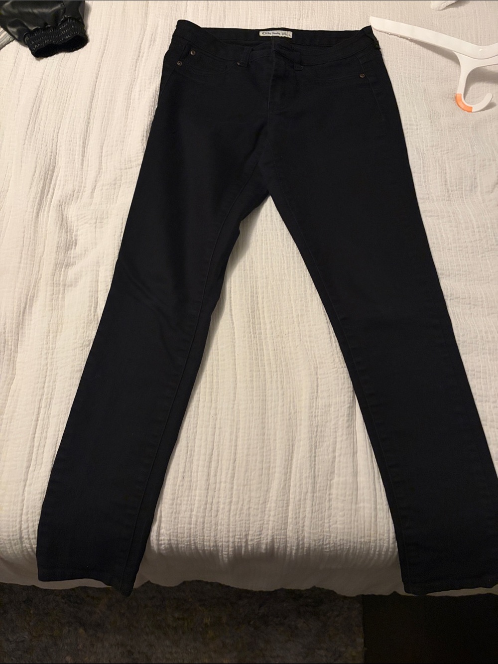 Cielo Women's Skinny Jeans in Black